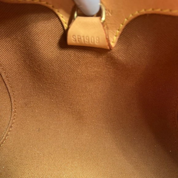 LOUIS VUITTON Ellipse Monogram Bag - Picture 5 of 5